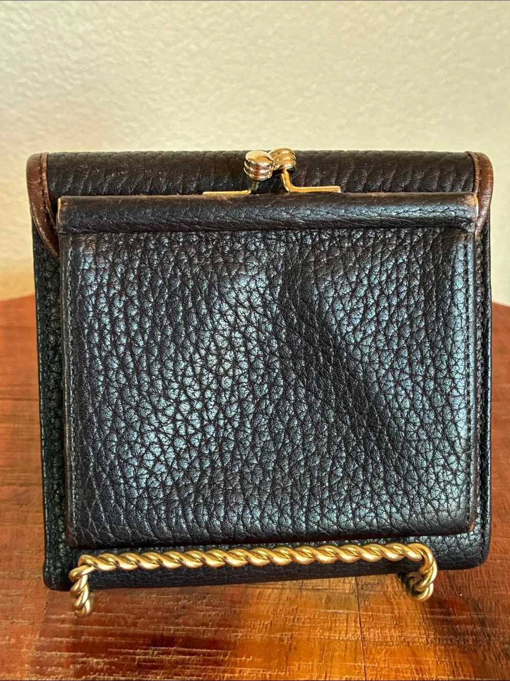Dooney & Bourke wallet 1  Black Pebbled Leather Wallet with Brown Trim GUC